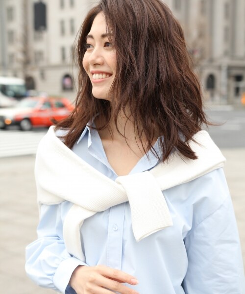 Andemiu（アンデミュウ）の「スタイルセレクトブラウス（トップス・ホワイト/ベージュ/ライトブルー）」の3枚目の写真