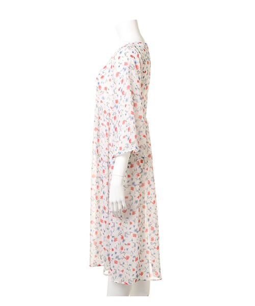 INGNI（イング）の「花柄シフォン楊柳ガウン（ジャケット/アウター・レディース・ｵﾌﾎﾜｲﾄ/ｸﾛ/ﾏｽﾀｰﾄﾞ・M）」の10枚目の写真