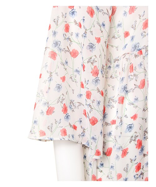 INGNI（イング）の「花柄シフォン楊柳ガウン（ジャケット/アウター・レディース・ｵﾌﾎﾜｲﾄ/ｸﾛ/ﾏｽﾀｰﾄﾞ・M）」の4枚目の写真