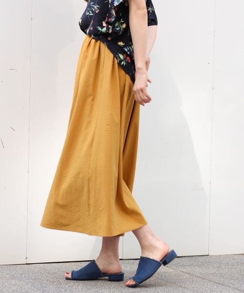GLOBAL WORK(グローバルワーク)の「ギャザーマキシスカーチョ(パンツ・ピンク/イエロー/ブルー/ネイビー)」の3枚目の写真