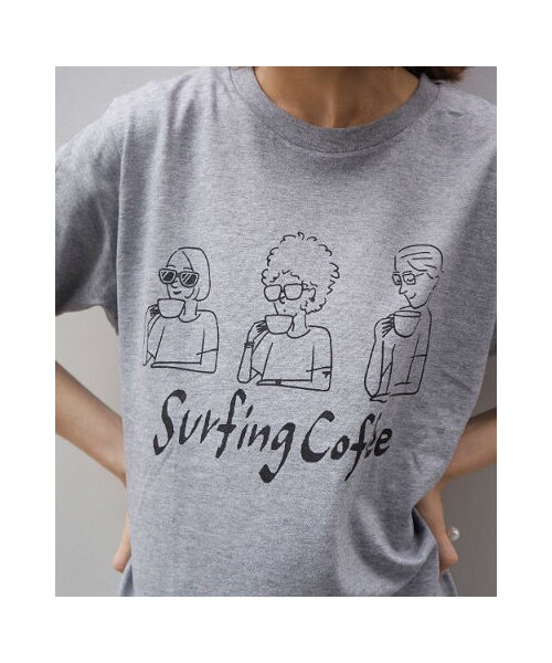 SURFING COFFEE(サーフィンコーヒー)の「(サーフィンコーヒー) "THREE HUMAN"Tシャツ(トップス・レディース・ブラウン/ホワイト/グレー・S/M/L/XL)」の16枚目の写真