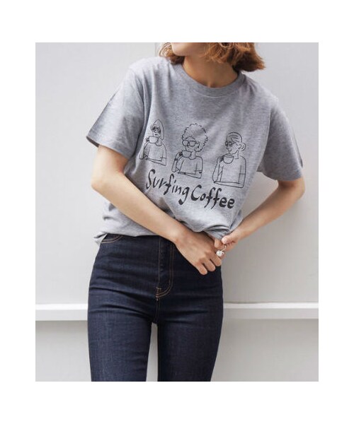 SURFING COFFEE(サーフィンコーヒー)の「(サーフィンコーヒー) "THREE HUMAN"Tシャツ(トップス・レディース・ブラウン/ホワイト/グレー・S/M/L/XL)」の3枚目の写真