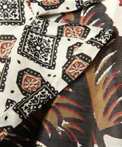 muller of yoshiokubo（ミュラーオブヨシオクボ）の「muller of yoshiokubo ボタニカルガウン（その他アウター・レディース・オフホワイト/グリーン・36）」の10枚目の写真