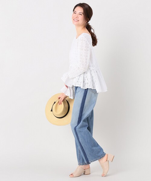 LIMITLESS LUXURY（リミットレスラグジュアリー）の「コットンレースプルオーバー（トップス・ホワイト/フリー/在庫あり）」の4枚目の写真