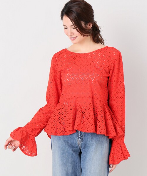 LIMITLESS LUXURY（リミットレスラグジュアリー）の「コットンレースプルオーバー（トップス・ホワイト/フリー/在庫あり）」の3枚目の写真