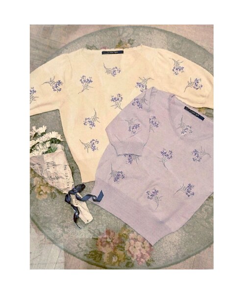 F i.n.t(フィント)の「ボタニカルフラワー刺繍ニットプルオーバー/an another angelus(ニット/セーター・レディース・その他)」の4枚目の写真