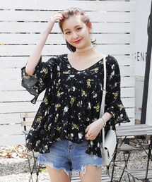 DHOLIC | Vネックアンバランスヘムフローラルブラウス(シャツ/ブラウス)
