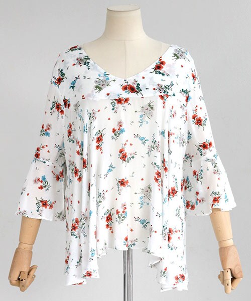 DHOLIC（ディーホリック）の「Vネックアンバランスヘムフローラルブラウス（シャツ/ブラウス・レディース・FREE）」の2枚目の写真