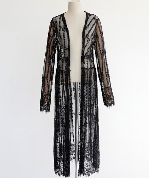 DHOLIC（ディーホリック）の「フローラルレースオープンロングガウン（カーディガン/ボレロ・レディース・FREE）」の2枚目の写真