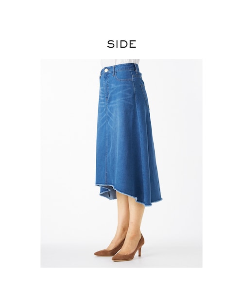 IEDIT（イディット）の「IEDIT Aラインが女らしい カットオフ風仕様のミディー丈フィッシュテールデニムスカート〈ブルー〉（スカート・レディース・ブルー・1 /2 /3 /4 /5 /6 /7 /8 /9 /10/11/12/13/14/15/16）」の9枚目の写真