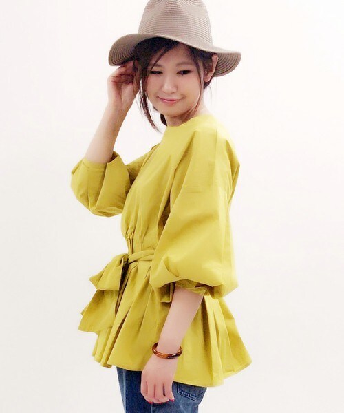 archives(アルシーヴ)の「タイプライターペプラムブラウス(シャツ/ブラウス・レディース・ホワイト/ブラック/マスタード・MEDIUM)」の3枚目の写真