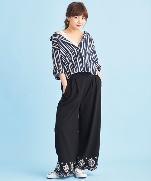 MAJESTIC LEGON(マジェスティックレゴン)の「裾刺繍スカラップパンツ(パンツ・レディース・L/グレー/ピンク/ブラック・S/M)」の4枚目の写真