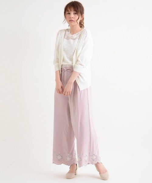 MAJESTIC LEGON(マジェスティックレゴン)の「裾刺繍スカラップパンツ(パンツ・レディース・L/グレー/ピンク/ブラック・S/M)」の15枚目の写真