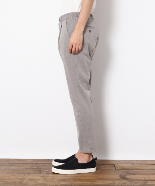 RAGEBLUE（レイジブルー）の「タックテーパードアンクルパンツ（パンツ・ブラック/グレー/ネイビー）」の4枚目の写真