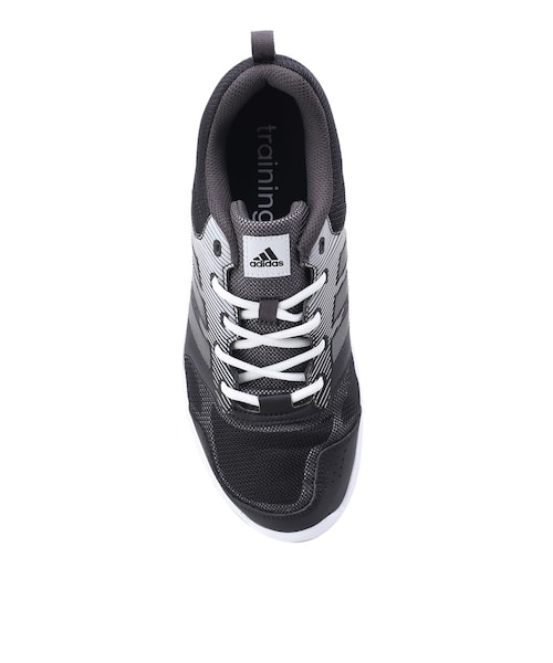 adidas（アディダス）の「Essential Star Sneakers（）」 WEAR - Main Image
