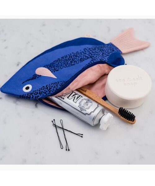 cache cache（カシュ カシュ）の「don fisher  SUSURGEONFISH（ポーチ・キッズ・その他）」の2枚目の写真