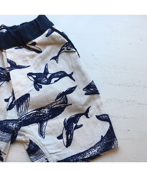 cache cache（カシュ カシュ）の「ARCH&LINE 　TROPIAL　BANANA　 SHORTS　(WHITE）（その他パンツ・キッズ・その他）」の2枚目の写真