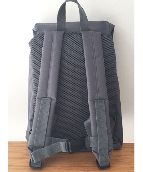 cache cache（カシュ カシュ）の「ARCH&LINE　UTILITY　BAG　（GREY)（バックパック/リュック・キッズ・その他）」の2枚目の写真