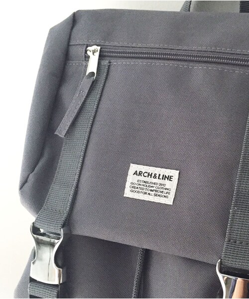 cache cache（カシュ カシュ）の「ARCH&LINE　UTILITY　BAG　（GREY)（バックパック/リュック・キッズ・その他）」の3枚目の写真