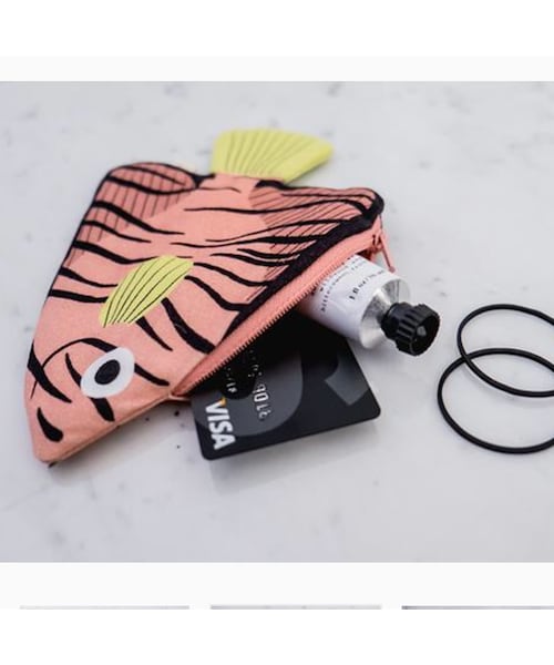 cache cache(カシュ カシュ)の「don fisher PINK BATFISH(ポーチ・キッズ・その他)」の2枚目の写真