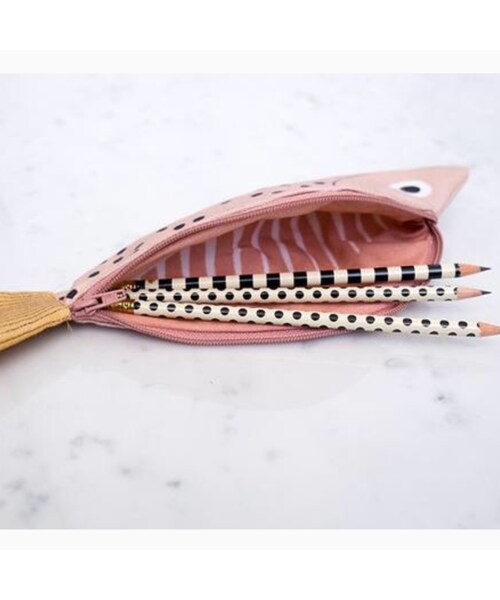 cache cache（カシュ カシュ）の「don fisher  REDFISH（ポーチ・キッズ・その他）」の2枚目の写真