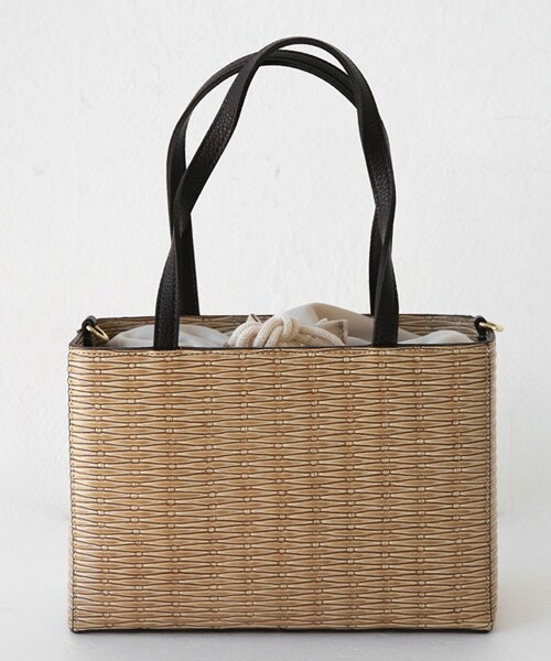 DHOLIC（ディーホリック）の「2WAYレザーテイストスクエアバスケットバッグ（トートバッグ・レディース・FREE）」の2枚目の写真