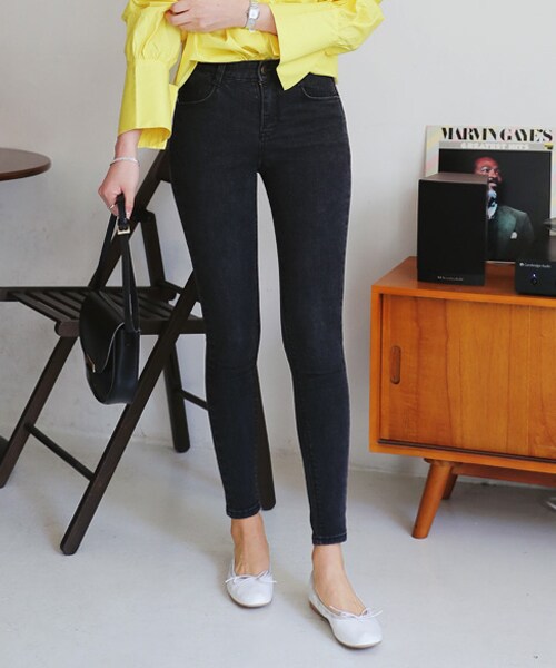 DHOLIC（ディーホリック）の「3COLOSハイウエストデニムスキニーパンツ（デニムパンツ・レディース・S/M/L）」の2枚目の写真