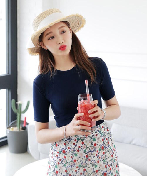 DHOLIC（ディーホリック）の「クロップドスリムフィットTシャツ（Tシャツ/カットソー・レディース・FREE）」の5枚目の写真