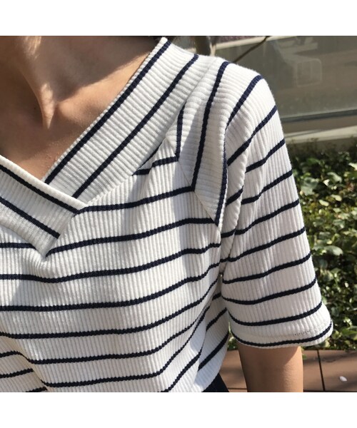 copine(コピン)の「【期間限定価格】2WAYシンプルボーダーVネックTシャツ(3color)【クリックポスト対象商品】(Tシャツ/カットソー・レディース・その他)」の13枚目の写真