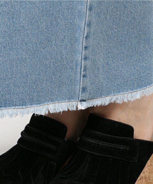 archives（アルシーヴ）の「ベルト付きフリンジデニムワイドパンツ（デニムパンツ・レディース・ブルー/ロイヤルブルー・MEDIUM）」の9枚目の写真