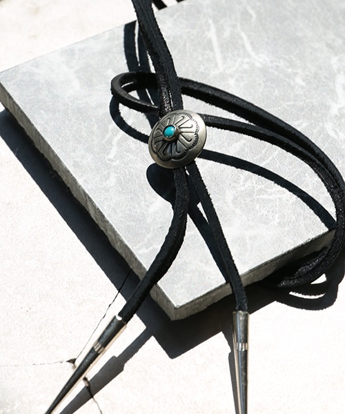 YUKETEN（ユケテン）の「Leather Bolo Tie w/Concho（）」 - WEAR