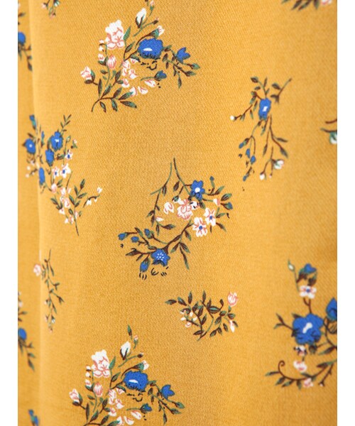 w closet(ダブルクローゼット)の「小花柄シフォンガウン(トップス・レディース・イエロー/Lブラウン・FREE)」の13枚目の写真