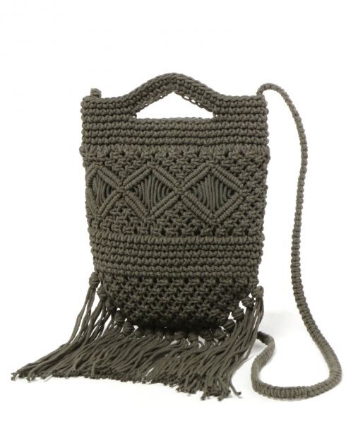 BLISS POINT（ブリスポイント）の「2WAYマクラメショルダー（バッグ・ホワイト/カーキ）」の2枚目の写真