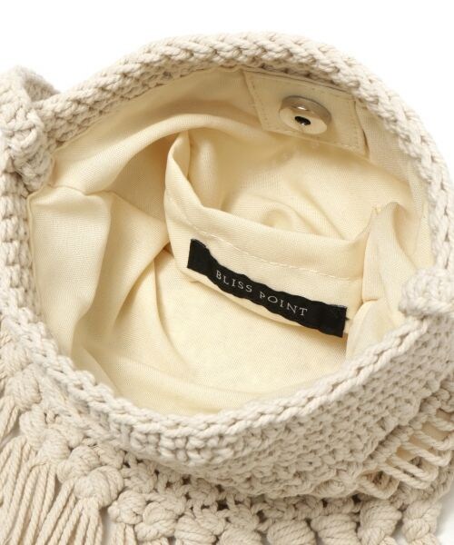 BLISS POINT（ブリスポイント）の「2WAYマクラメショルダー（バッグ・ホワイト/カーキ）」の8枚目の写真