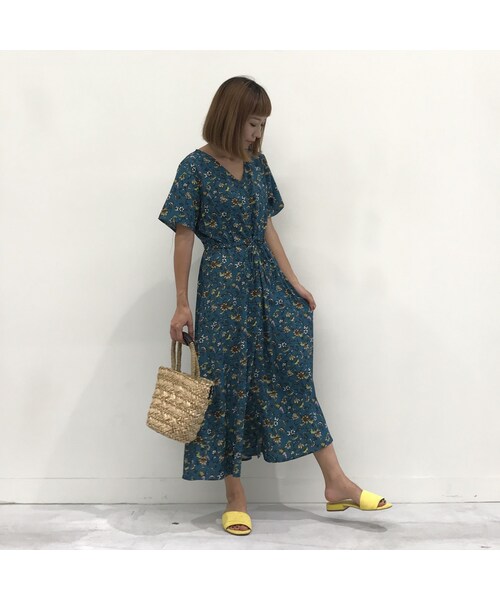 copine（コピン）の「★再入荷★ヴィンテージ花柄Vネックロングワンピース/ロングガウン（4color）【クリックポスト対象商品】（ワンピース・レディース・その他）」の2枚目の写真