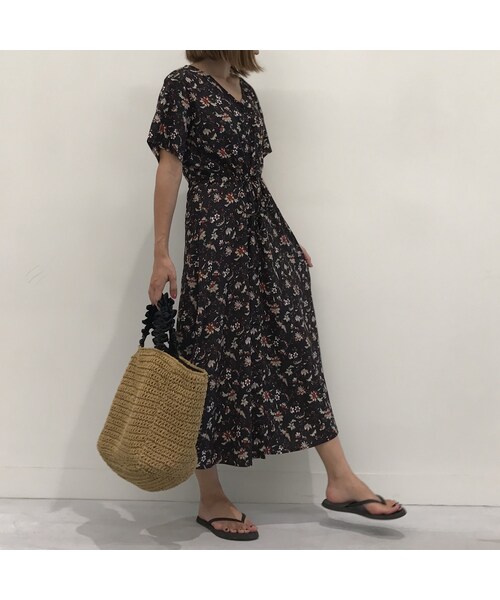 copine（コピン）の「★再入荷★ヴィンテージ花柄Vネックロングワンピース/ロングガウン（4color）【クリックポスト対象商品】（ワンピース・レディース・その他）」の13枚目の写真