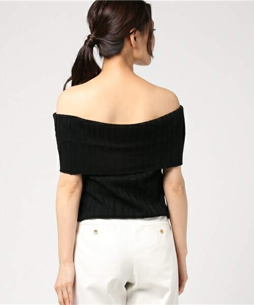 archives（アルシーヴ）の「ランダムリブオフショルニット（ニット/セーター・レディース・ブラック/マスタード/レッド・MEDIUM）」の6枚目の写真