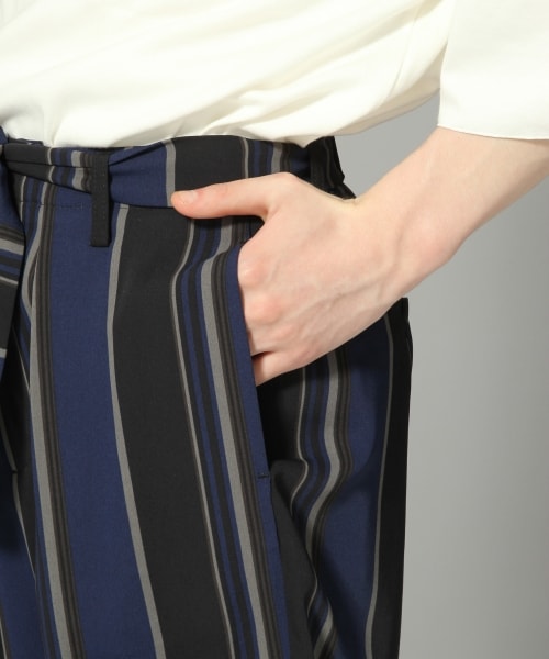 HARE（ハレ）の「ランダムストライプパンツ（パンツ・ライトブルー/ネイビー）」の8枚目の写真