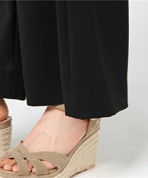 archives（アルシーヴ）の「ベルトレースアップワイドパンツ（その他パンツ・レディース・アイボリー/ブラック/グレー・MEDIUM）」の10枚目の写真