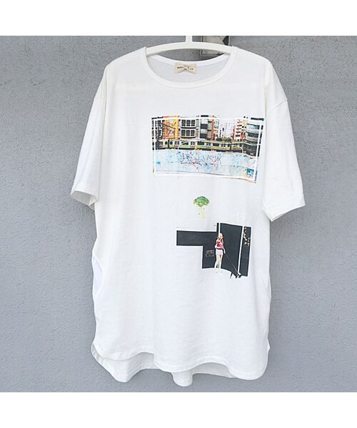 masterkey（マスターキー）の「JMBRY Unisex T & Yosa写真集 & ステッカー（Tシャツ/カットソー・レディース・ホワイト・Free）」の2枚目の写真