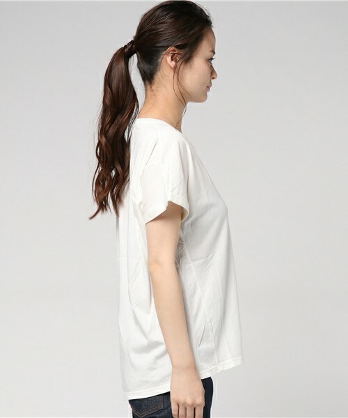 archives（アルシーヴ）の「製品染めオーバーチュニックTシャツ（Tシャツ/カットソー・レディース・オフホワイト/グリーン/パープル/ピンク・MEDIUM）」の6枚目の写真