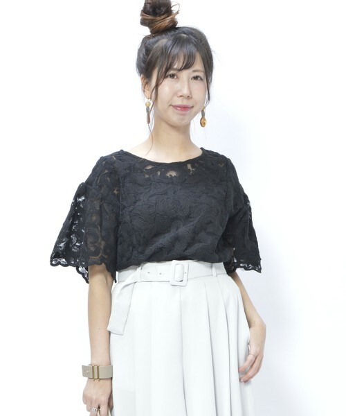 archives（アルシーヴ）の「レースフレアスリーブブラウス（シャツ/ブラウス・レディース・オフホワイト/ブラック・MEDIUM）」の3枚目の写真