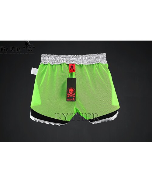 ByTheR（バイザアール）の「レザー調スカルサーフパンツ（水着・メンズ・free）」の2枚目の写真