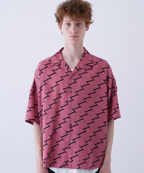 SHAREEF シャリーフ デザインシャツ 総柄 半袖シャツ グリーン レッド SHAREEF シャリーフ デザインシャツ 総柄 半袖シャツ グリーン
