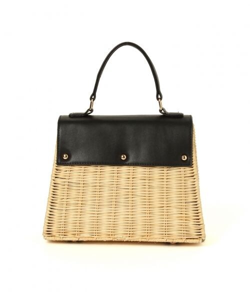 Andemiu（アンデミュウ）の「ラタンＰＵカブセＢＡＧ（バッグ・ホワイト/ブラック）」の4枚目の写真