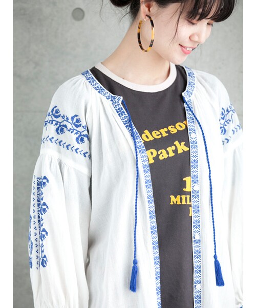 w closet(ダブルクローゼット)の「刺繍入りガウンワンピース(ワンピース/ドレス・レディース・オフホワイト/キャメル/ブラック・FREE)」の13枚目の写真