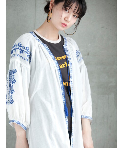 w closet(ダブルクローゼット)の「刺繍入りガウンワンピース(ワンピース/ドレス・レディース・オフホワイト/キャメル/ブラック・FREE)」の10枚目の写真