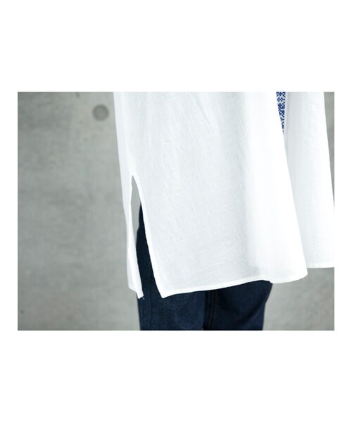 w closet(ダブルクローゼット)の「刺繍入りガウンワンピース(ワンピース/ドレス・レディース・オフホワイト/キャメル/ブラック・FREE)」の15枚目の写真