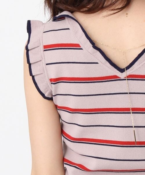 Andemiu（アンデミュウ）の「アクセツキフリルスリーブニット（トップス・アイボリー/ベージュ）」の15枚目の写真