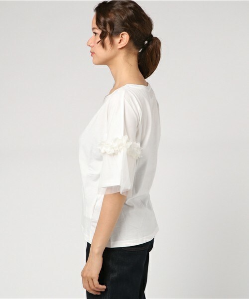 archives（アルシーヴ）の「フラワーチュール袖Ｔ（Tシャツ/カットソー・レディース・オフホワイト/ブラック/カーキ・MEDIUM）」の5枚目の写真